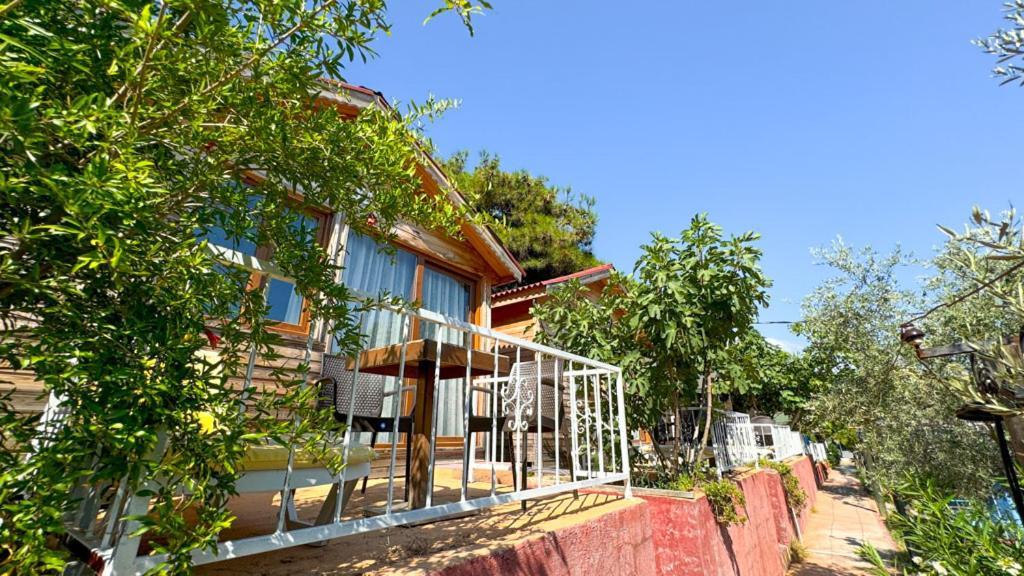 Gaia Bungalow Bed and Breakfast Ayvalı Buitenkant foto